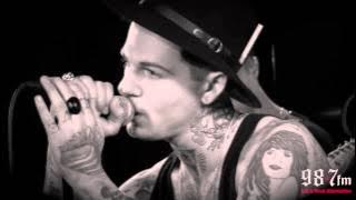 Download lagu The Neighbourhood 'Baby Came Home' Live Acoustic