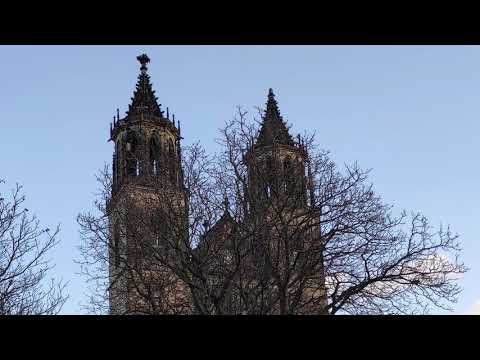 Glockengeläut des Doms zu Magdeburg am 16 01 2021 zur Erinnerung an den Bombenangriff 1945