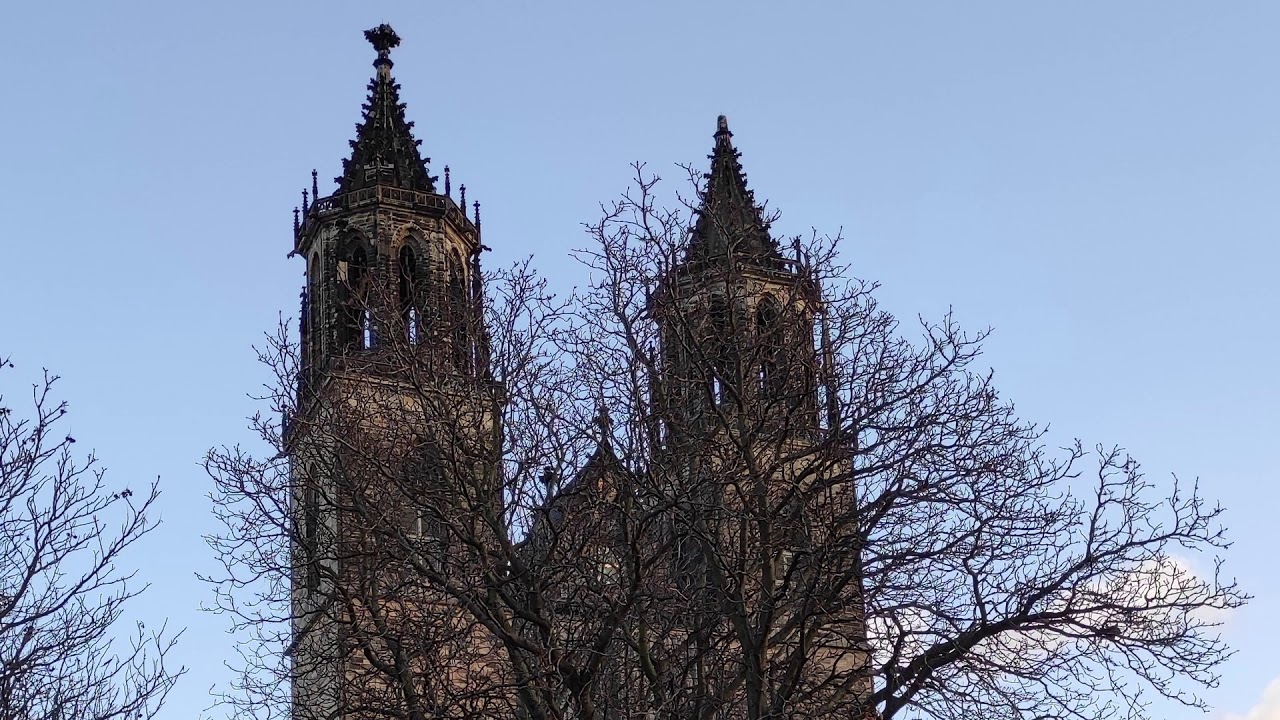 Glockengeläut des Doms zu Magdeburg am 16 01 2021 zur Erinnerung an den Bombenangriff 1945