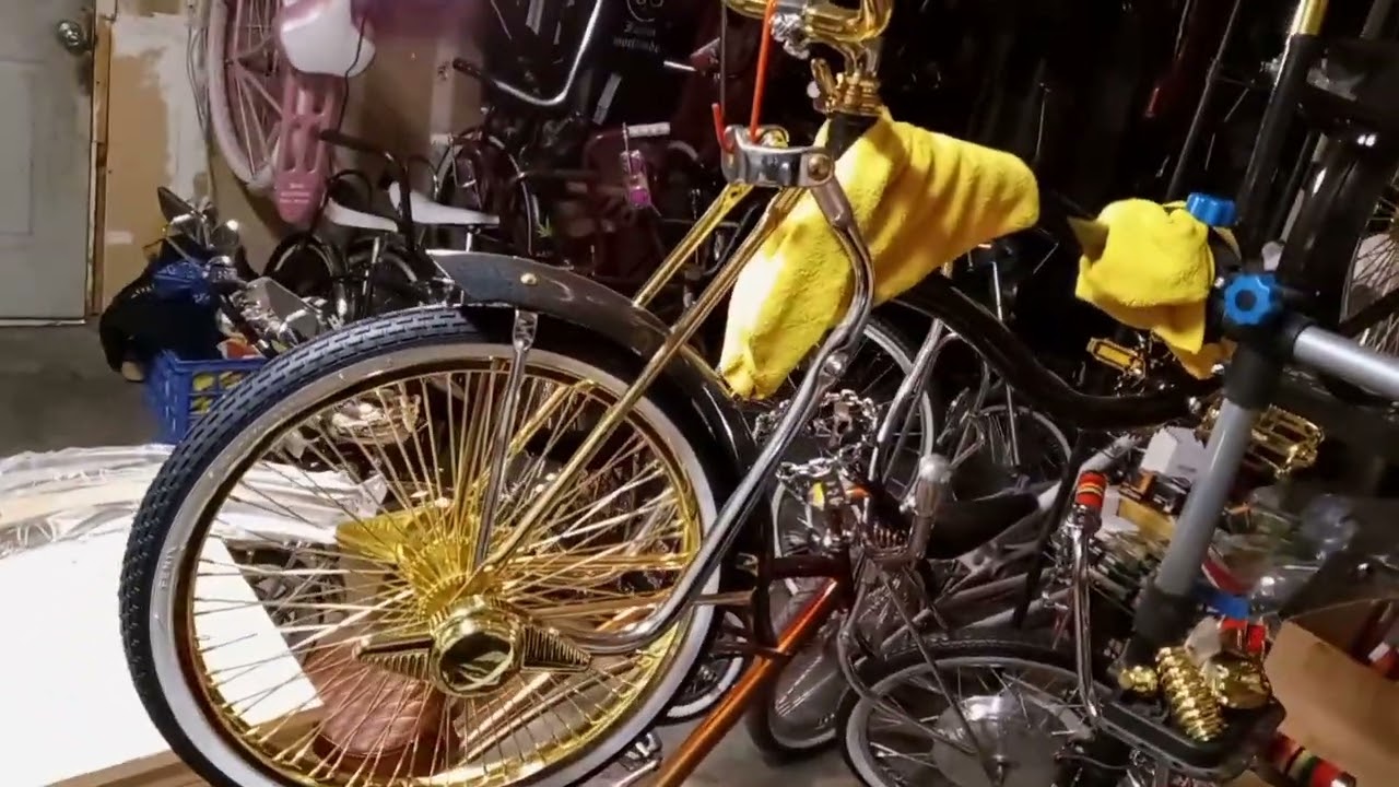 lowrider bikes in the shop ..with kc bikes YouTube
