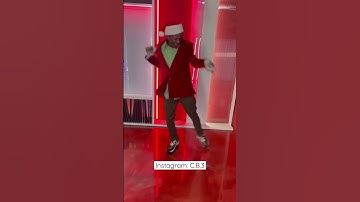 Thumbnail of Mariah Carey, Ariana Grande & Jennifer Hudson’s Christmas video is HILARIOUS😂 #ohsanta #shorts