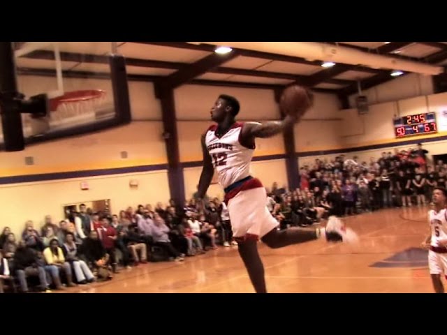 Watch helpless high schoolers try to guard a young Zion Williamson