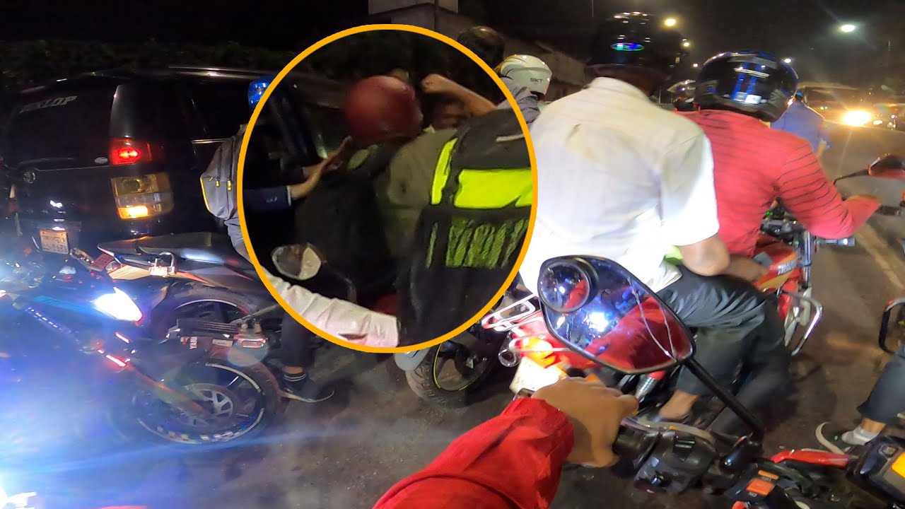 Road Rage Biker VS Car Driver | Moto Vlog | SR MotoFreak - YouTube