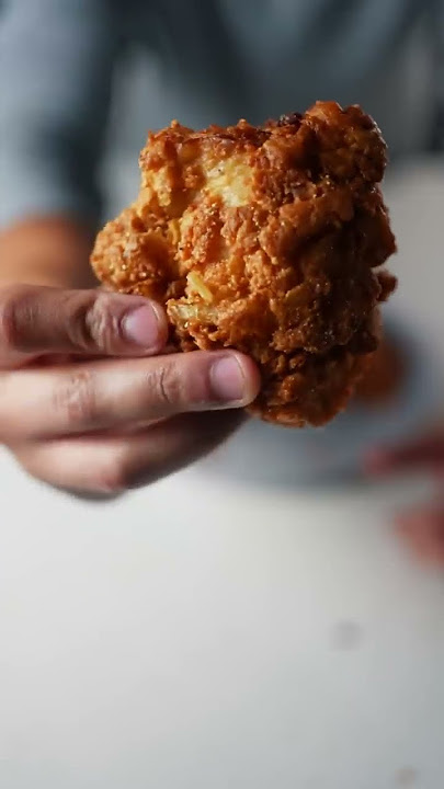 Snoop Dogg VS Shaq Fried Chicken!