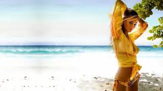 Aexcit & Hilla - Dancing In The Moonlight Resimi