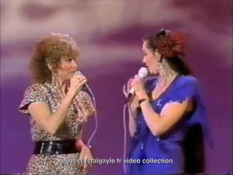 Crystal Gayle Peggy Sue Wright duet