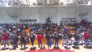 Pep rally seniors faculty