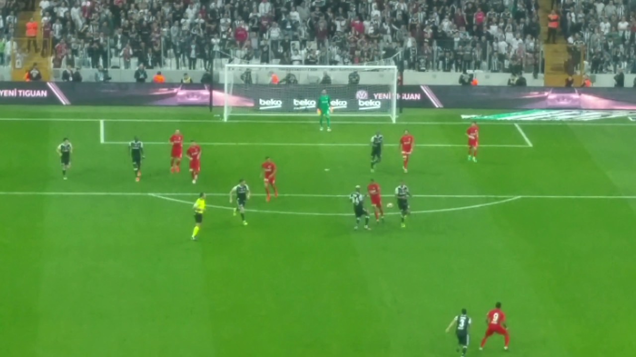 Caner Erkin'in sakatlanma anı