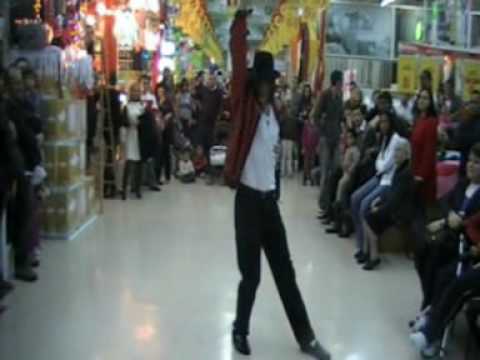 Leroy Merlin Alicante Michael Jackson Thriller Bil...