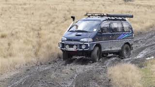 Winter 4wd to Monument hut - Delica l400