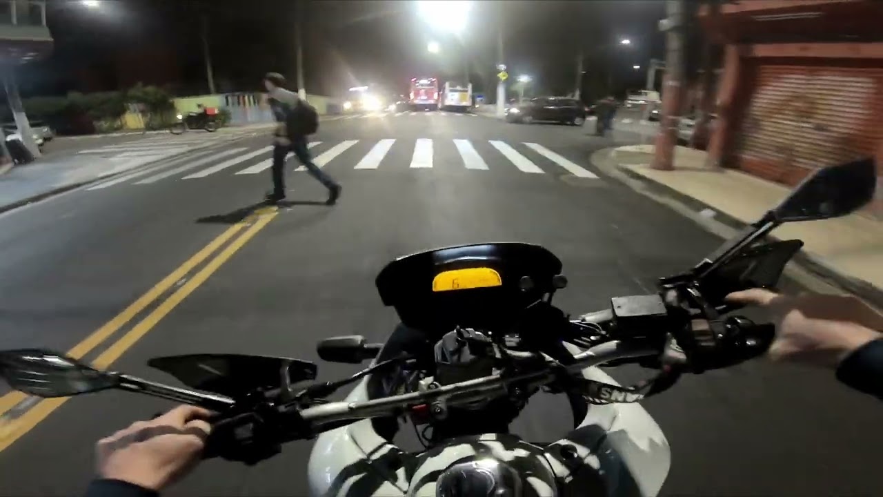 XRE 300 SEM FILTRO ACELERANDO FORTE