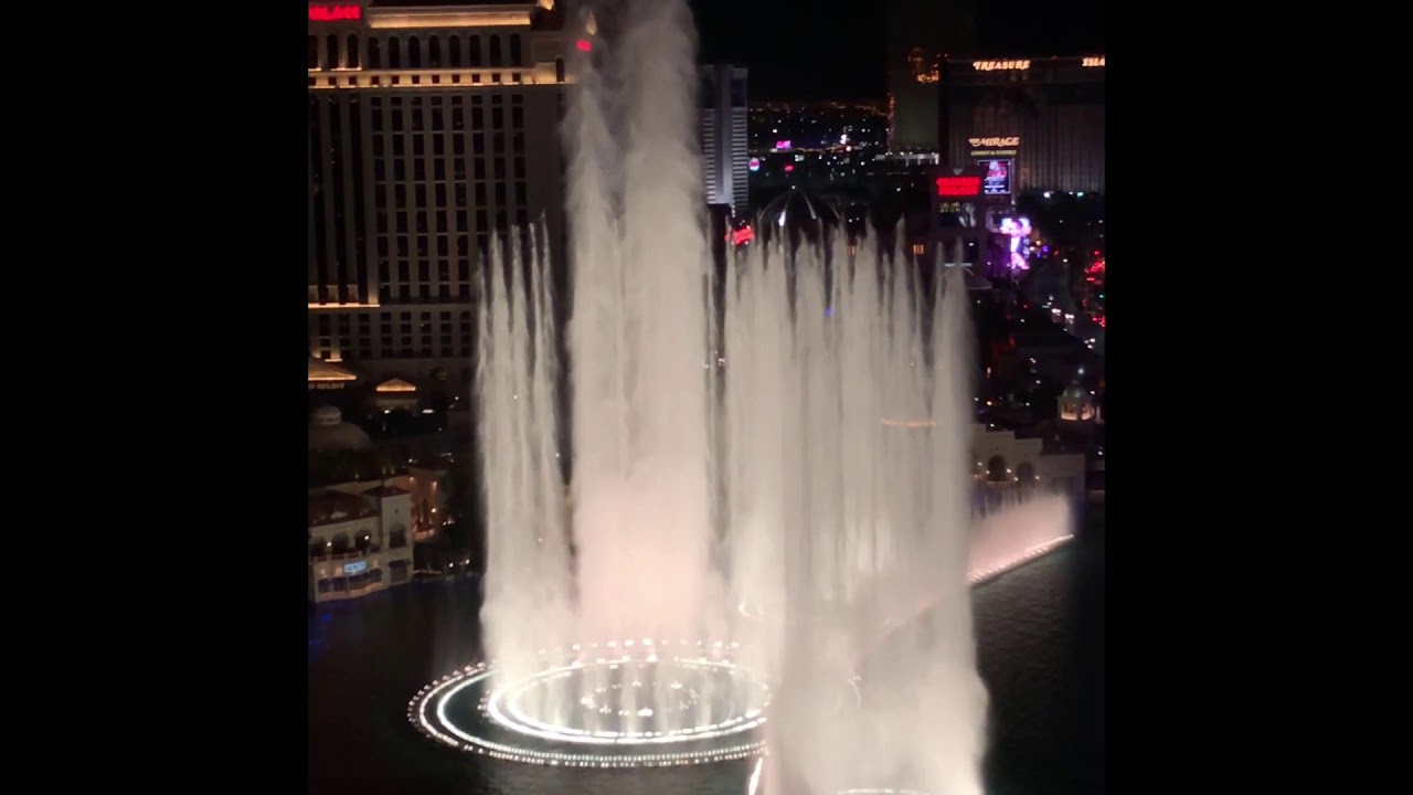 bellagio-fountain-show-from-cosmopolitan-las-vegas-one-of-the-best
