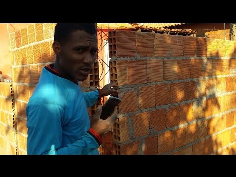 Vídeo: Como você termina um saco de tijolos?
