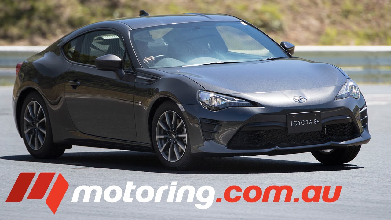 2017 Toyota 86 Review - YouTube