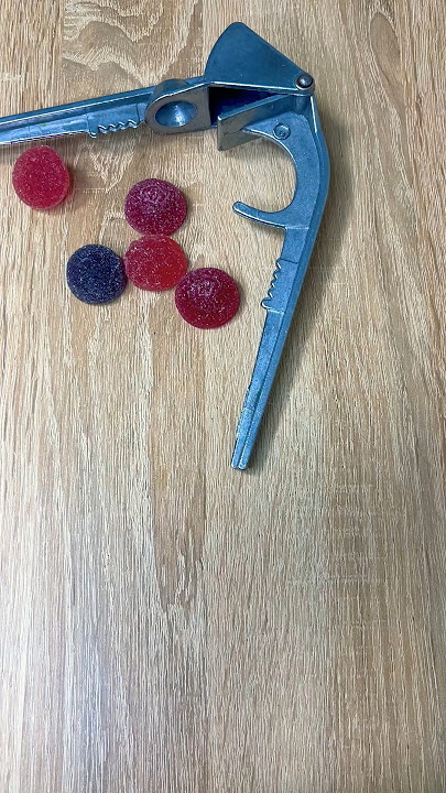 Marmalade candy press #relaxing #funny #asmr #press #candy #satisfying