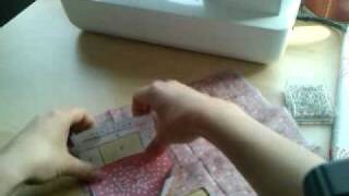 Paper piecing tutorial by Artisania -  Cutting your fabric the easy way.