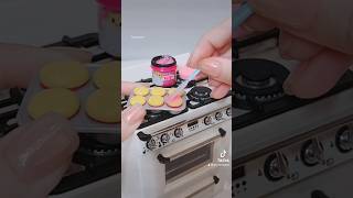 Miniverse Make It Mini Food Dinner Series 3 Cupcakes 👩🏻‍🍳 🧁 #miniverse #minitoy #asmr #cupcakes