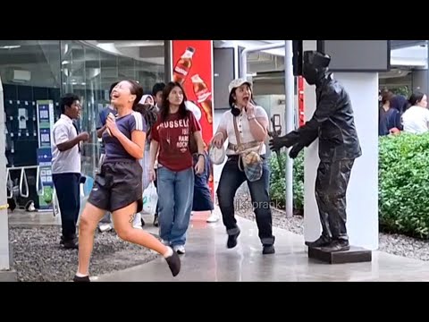Blok m , PATUNG HIDUP,  STATUE PRANK FUNNY REACTION