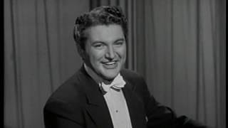 Watch Liberace The Old Piano Roll Blues video