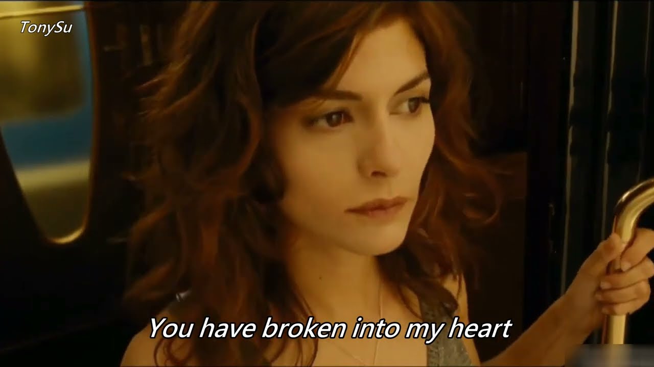 Simply Falling - Iyeoka - Lyrics 4K