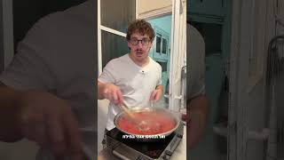 הספגטי טונה חריף וקריספי של סבא שלי