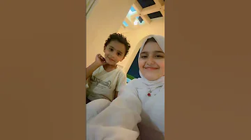 عايز يسمع من تحت الصفر بس مكسوف 