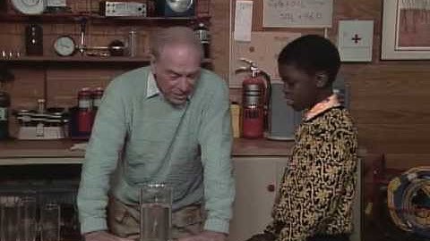 What Is A Clock Reaction? (Mr. Wizard)