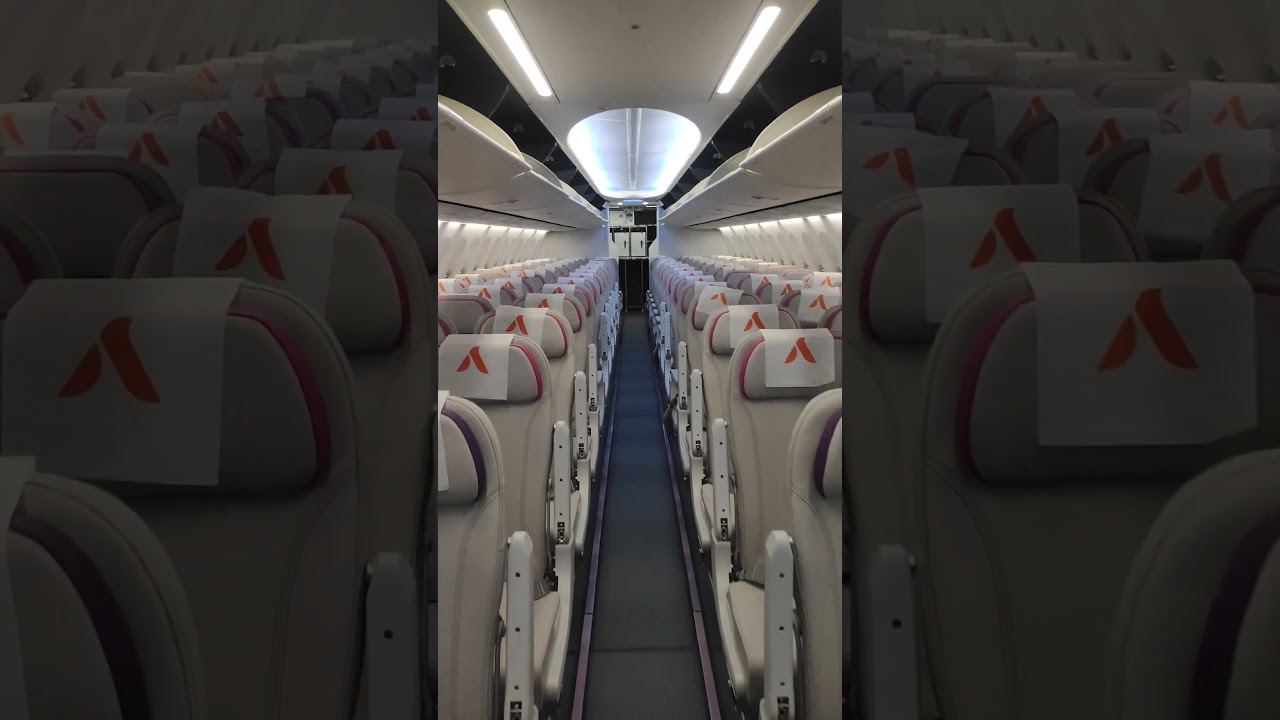 AKASA B737 MAX CABIN 