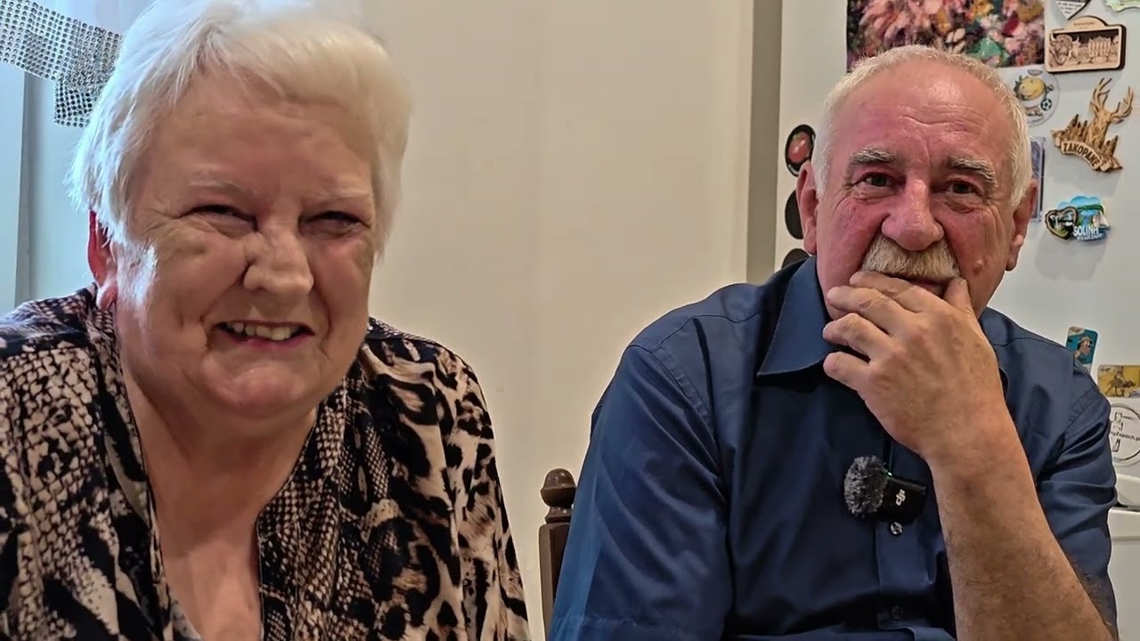 KIEDYŚ JAK COŚ SIE PSUŁO, TO SIĘ NAPRAWIAŁO, A NIE WYRZUCAŁO DO KOSZA Pani Ala i Pan Tadeusz