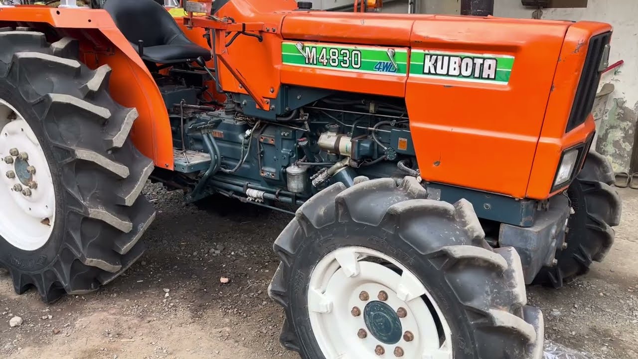 Máy cày Kubota m4830 hàng bãi đẹp mới về . Lh 0867458433
