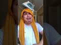 Вот вся и разница Хюррем идёт на пр