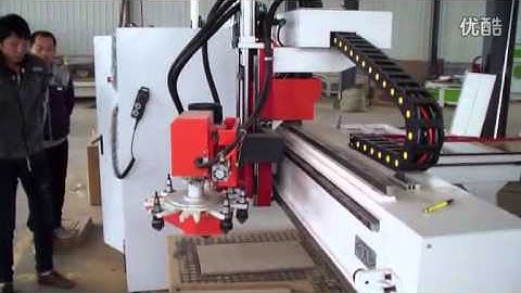Syntec operation system ATC cnc router machine, China circular type atc cnc router working video