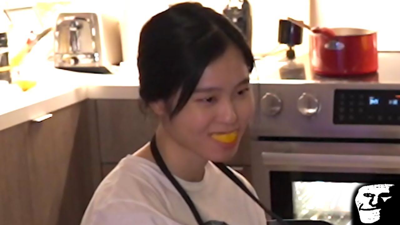 the cutest streamer in her room (if aceu is not there) part 2 | special