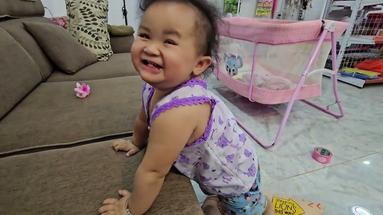 19 มกราคม ค.ศ. 2026 ดึกแล้วไม่พากันนอน สองสาวน้อย