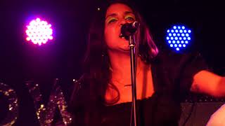 Jesse Jo Stark - Fire Of Love live Manchester Academy 3 27-11-18