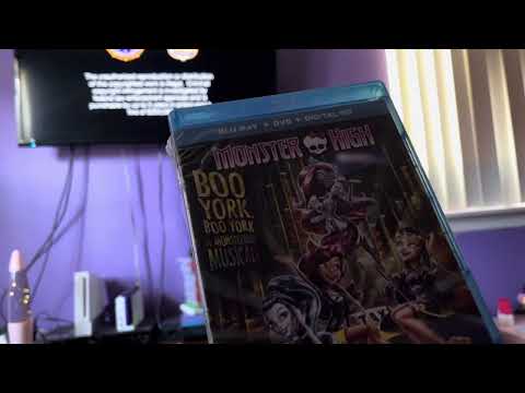 Monster High: Boo York, Boo York. A Monsterific Musical DVD menu Anniversary Edition.