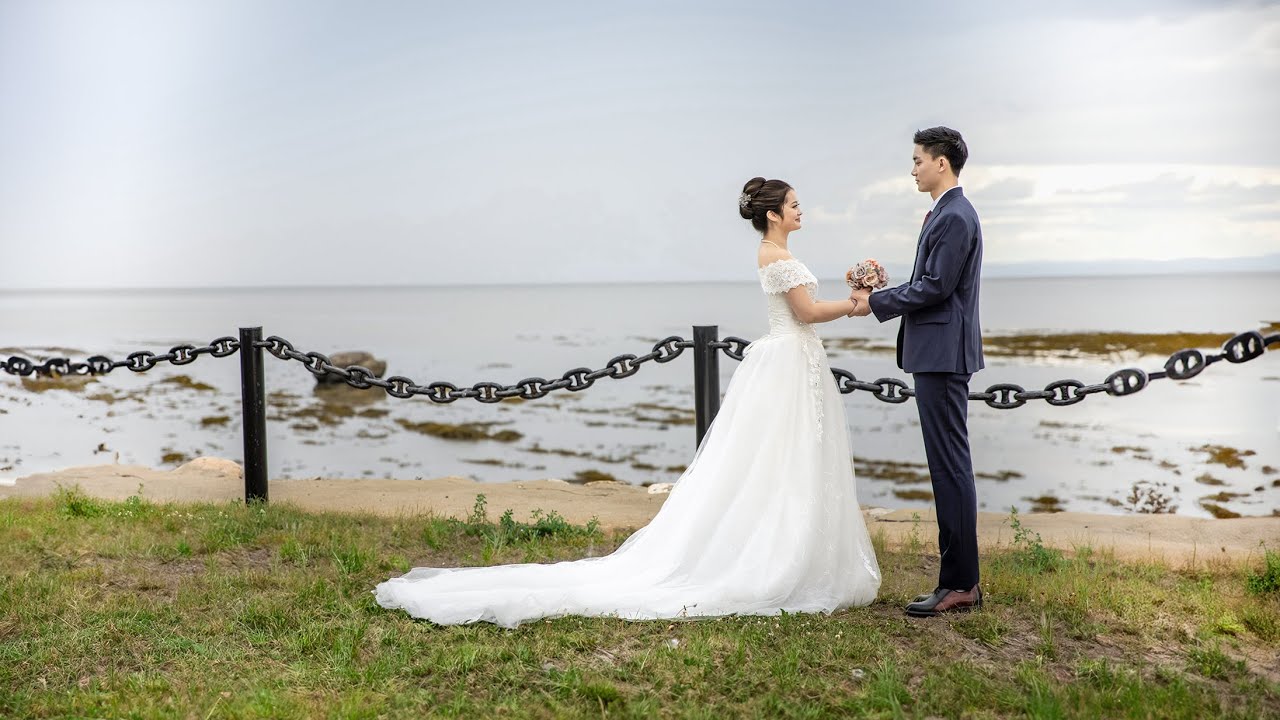 A Romantic Wedding on an Island in Quebec - Discover Our Dream Wedding Service!