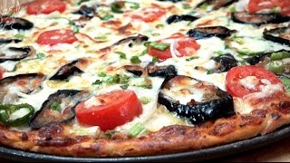 بيتزا الباذنجان مع الصلصة  Eggplant Pizza