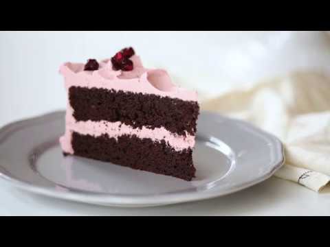 How to Make a Chocolate Cherry Layer Cake