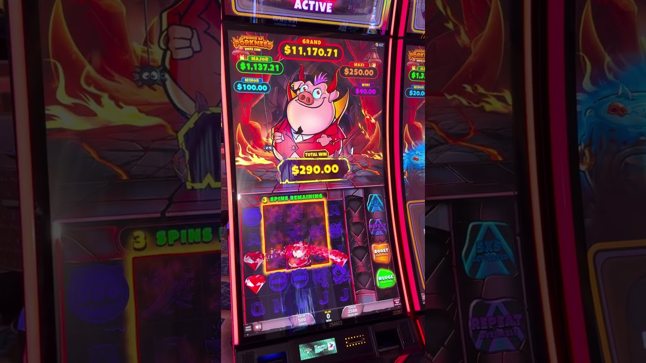 Buying a $250 Instant Bonus on Prince of Porkness! #slots #lasvegas #casino