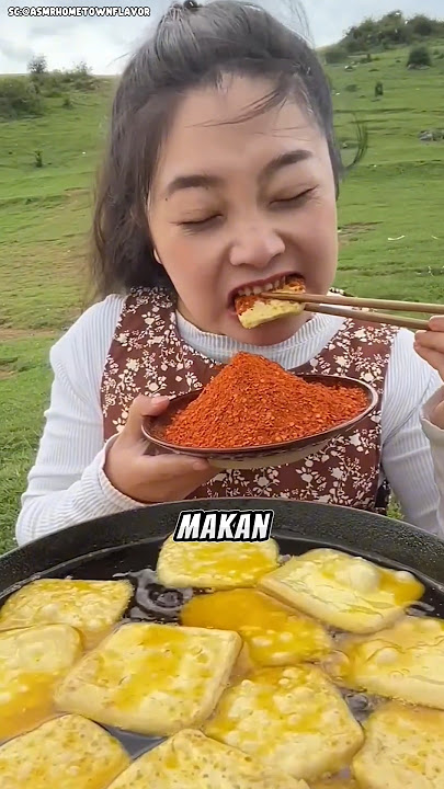 The secret to eating tofu in a pan⁉️😱