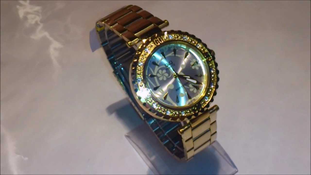 Q Q Zenski Zlatni Sat Sa Cirkonima Youtube