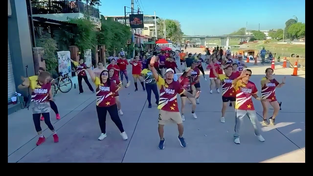 YUN KA | Willie Revillame | Simple Dance