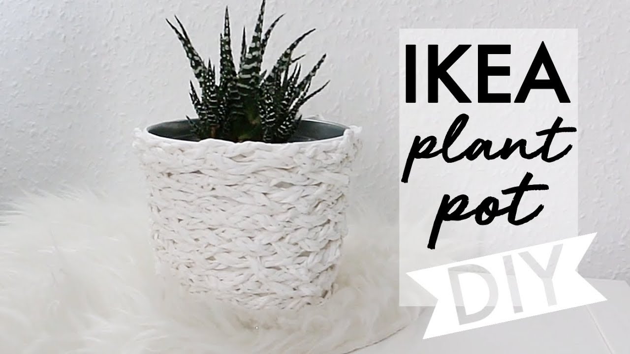 plant pot snowman Tiny Tot Snowman Planter with Live 2-inch Succulent | Mini Holiday Gift