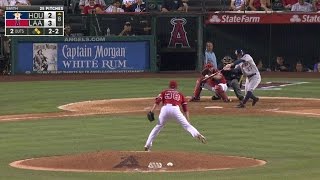 HOU@LAA: Altuve hammers RBI double to left in return