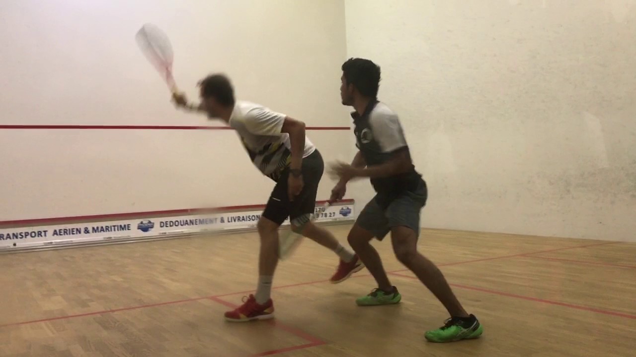 Cas d'arbitrage / Frapper malgrès l'interférence squash recipes