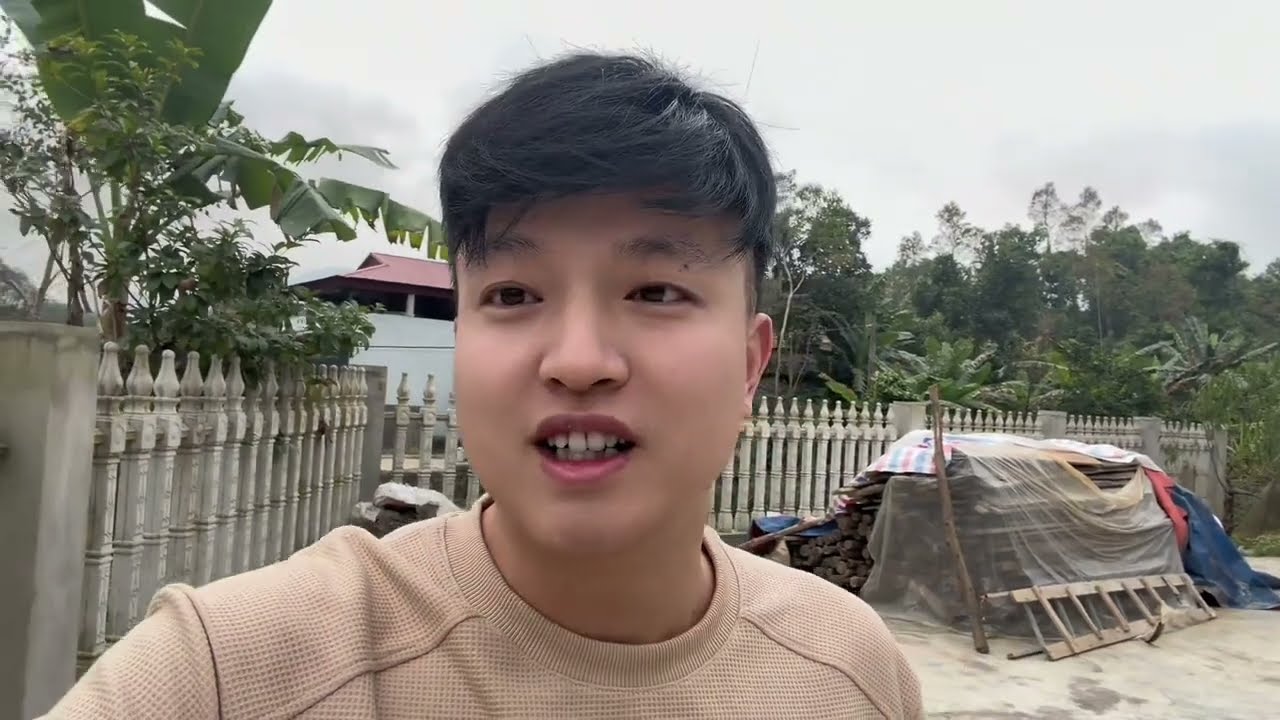 和父親送小叔喬遷禮物！給小叔舊家具大換新做驚喜，小叔嬸嬸感動不已。#三農 #農村生活