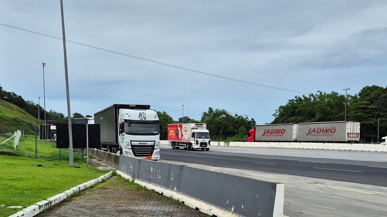 Freio motor do DAF XF 480 é bom? descida serra do azeite.