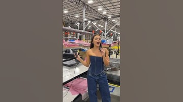 The official US warehouse tour 🇺🇸🩷 #USA #whitefox #warehouse #whitefoxboutique