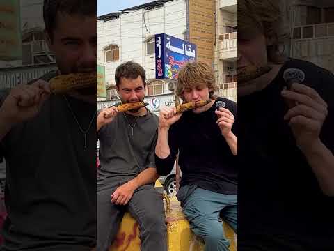 الاجانب في عدن مستمتعين عدن اليمن 